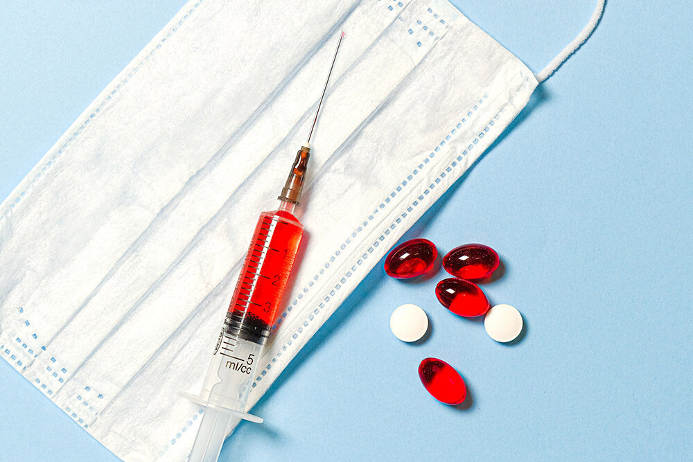 vaccine: syringe, mask, pills