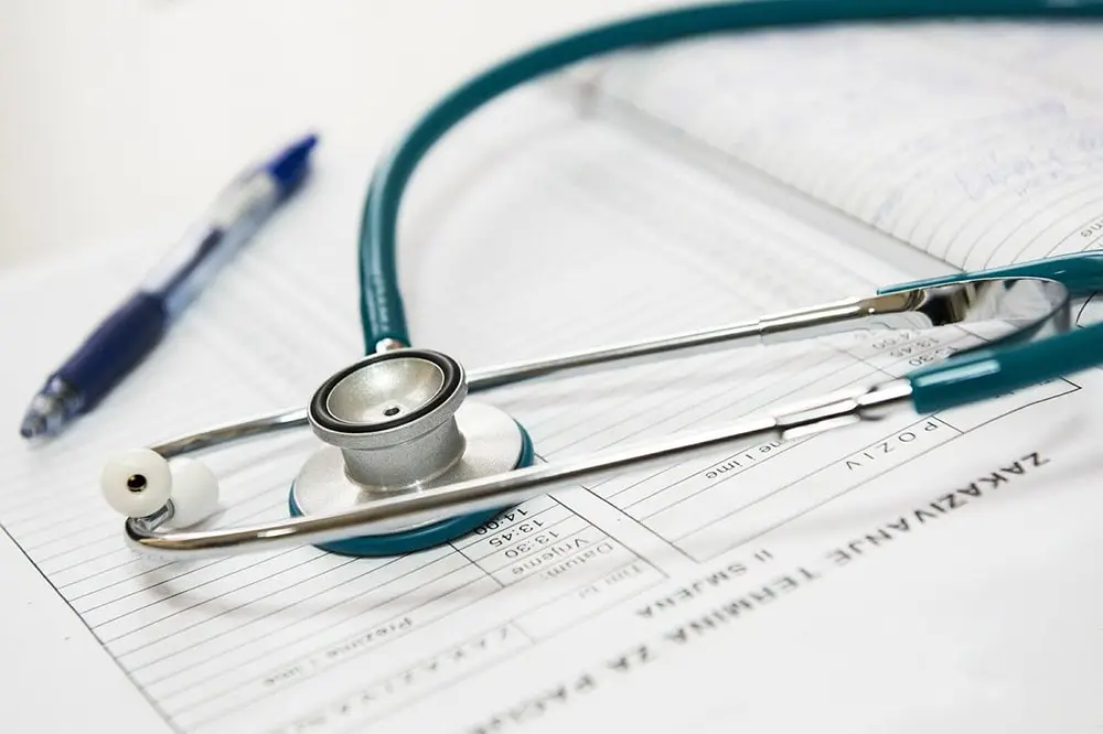 Trichinosis: the stethoscope lies on the medical history