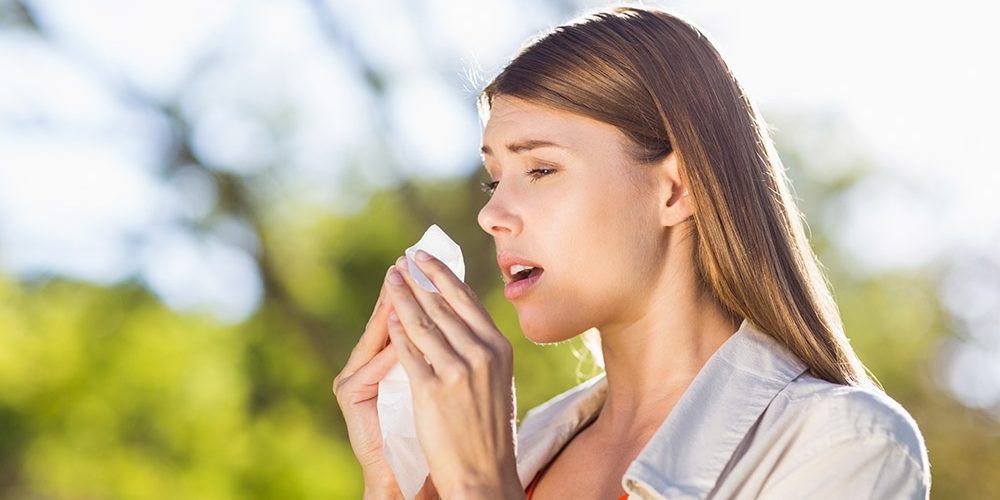 Woman have allergic rhinitis